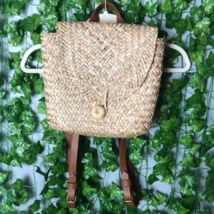 NWOT Straw with leather straps billabong backpack